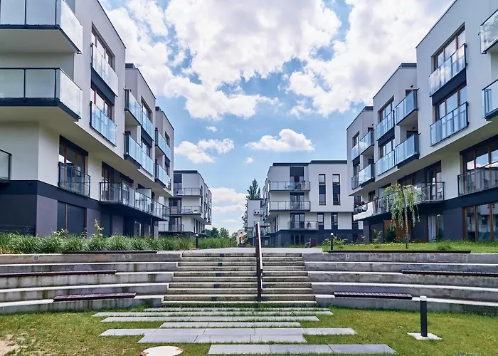 Riverside Na Grobli By Renters Vratislav