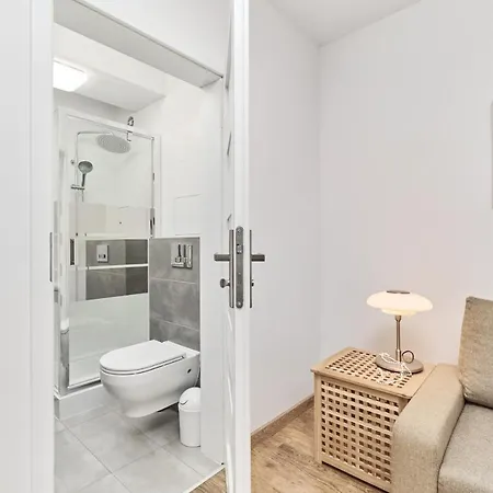 Riverside Na Grobli By Renters Apartment *